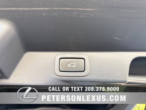 Used 2021 Land Rover Range Rover Sport SVR image 21