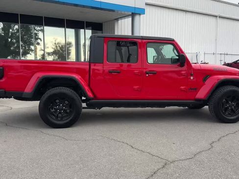 Used 2022 Jeep Gladiator Sport image 6
