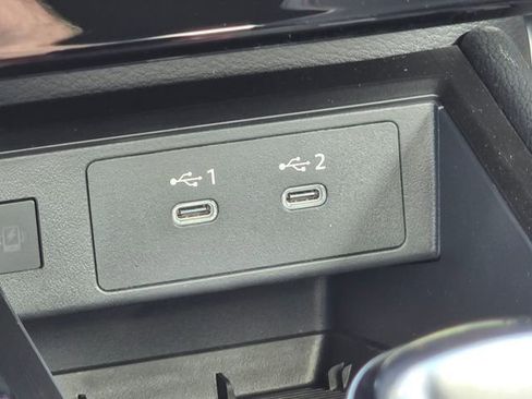 New 2026 Nissan Kicks SR AWD/4WD image 32