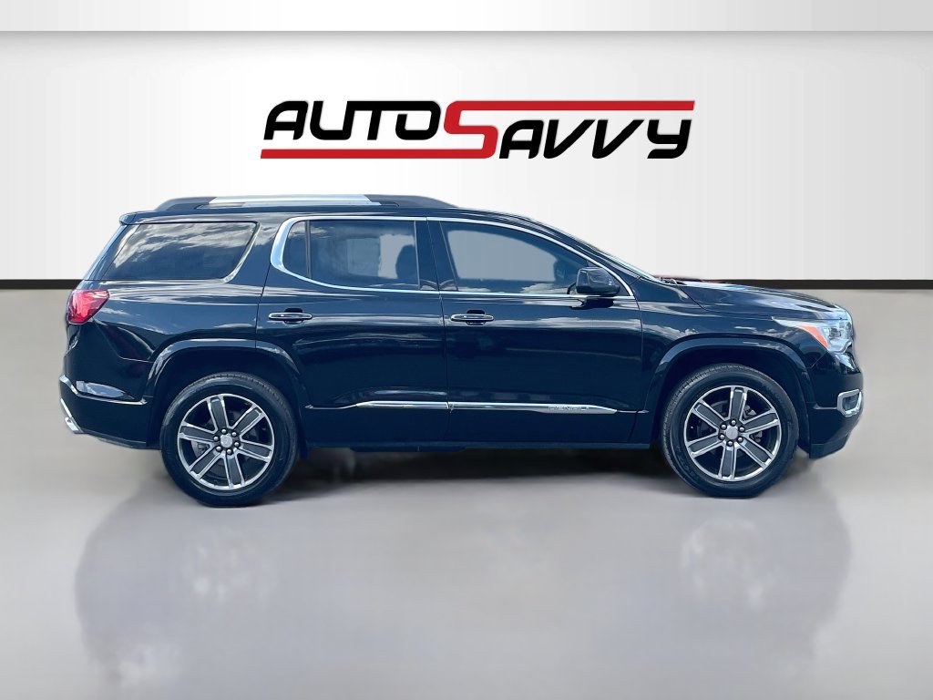Used 2019 GMC Acadia Denali w/ Technology Package FWD image 8