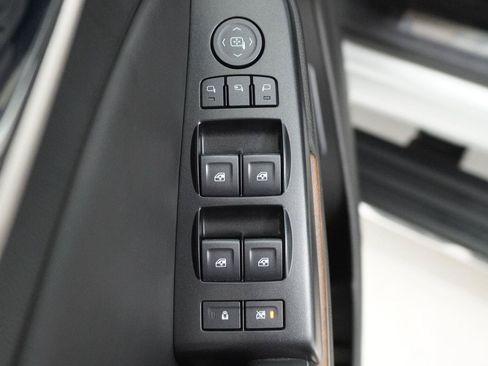 Used 2020 GMC Yukon Denali w/ Denali Ultimate Package RWD image 21