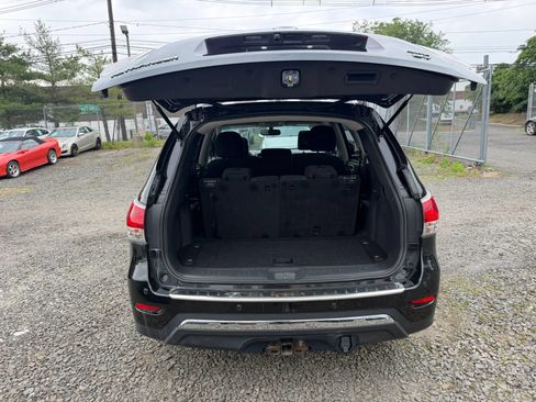 Used 2015 Nissan Pathfinder SV w/ Trailer Tow Package AWD/4WD image 30