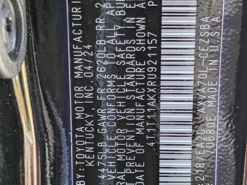 Used 2024 Toyota Camry SE w/ Convenience Package image 15