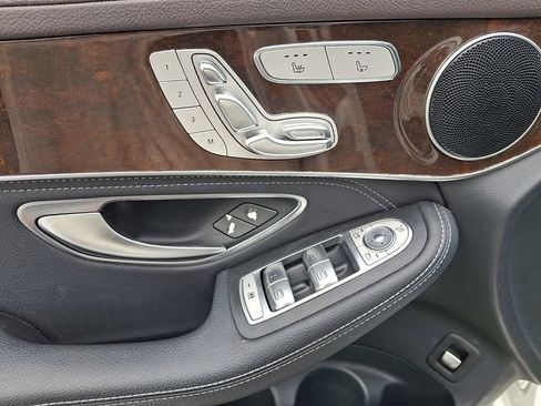 Used 2016 Mercedes-Benz GLC 300 4MATIC image 12