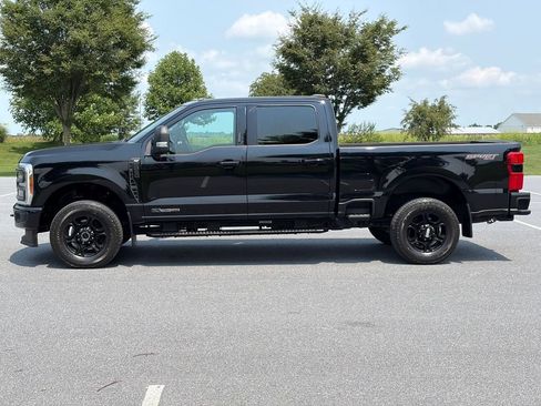 Used 2023 Ford F250 XLT w/ XLT Premium Package AWD/4WD image 5