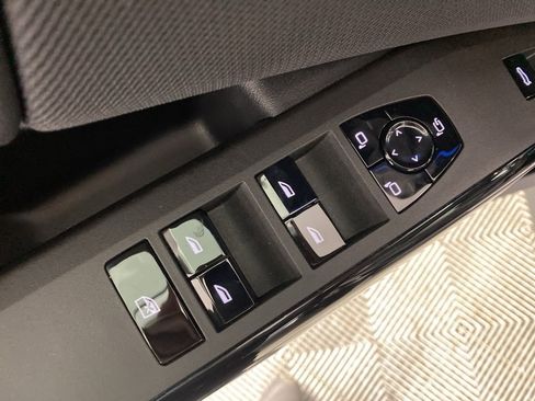 New 2026 BMW X3 xDrive30 w/ Premium Package image 7