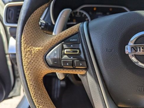 Used 2018 Nissan Maxima SR image 18