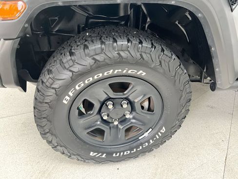 Used 2020 Jeep Wrangler Unlimited Sport AWD/4WD image 14