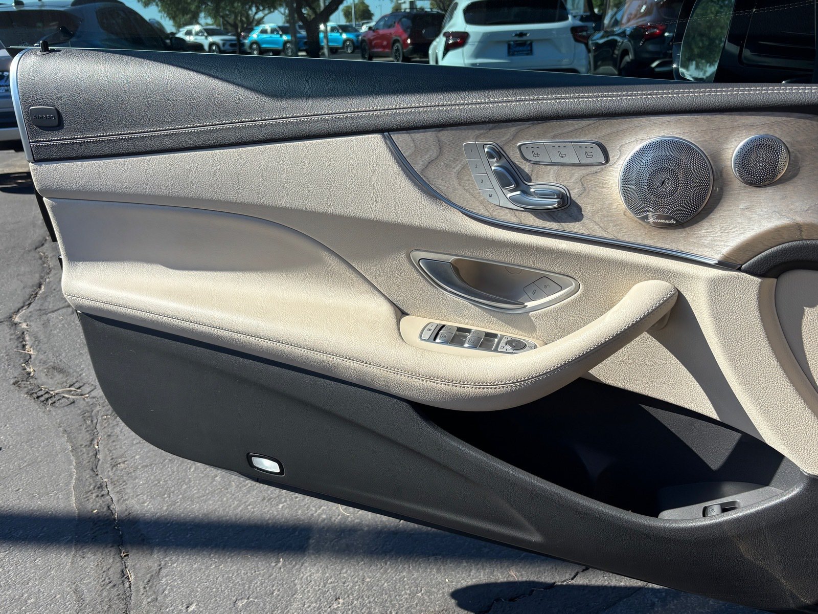 Used 2023 Mercedes-Benz E 450 4MATIC Cabriolet image 11