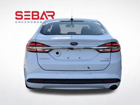 Used 2017 Ford Fusion SE w/ Equipment Group 602A FWD image 7