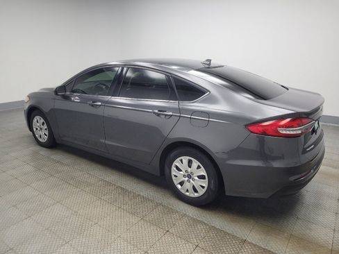 Used 2020 Ford Fusion S image 3