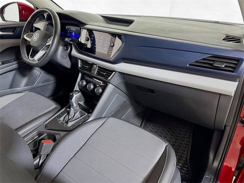 Used 2023 Volkswagen Taos SE image 27