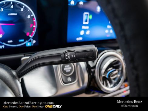 New 2025 Mercedes-Benz GLB 250 4MATIC image 23