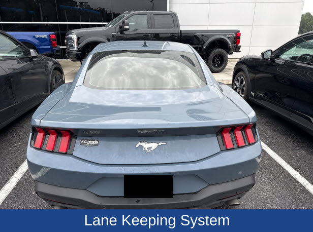 Used 2025 Ford Mustang Coupe w/ Wheel & Stripe Package RWD image 5