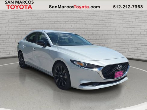 Used 2025 MAZDA MAZDA3 s FWD image 3