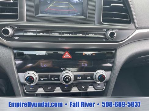 Used 2020 Hyundai Elantra SE w/ Cargo Package (C1) FWD image 21