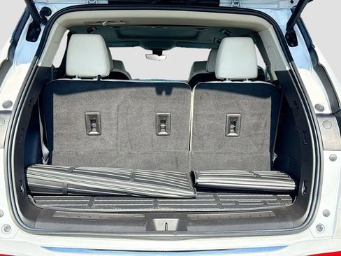 Used 2024 Buick Enclave Avenir w/ Trailering Package, 5000 lbs. FWD image 36