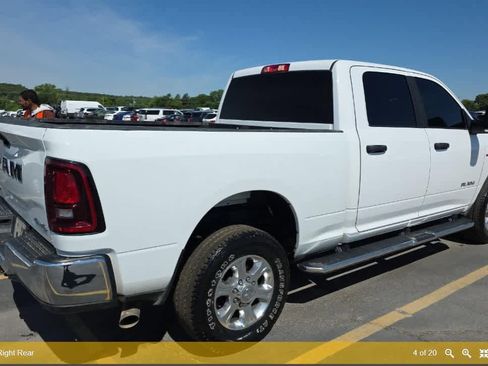 Used 2025 RAM 2500 Big Horn AWD/4WD image 7