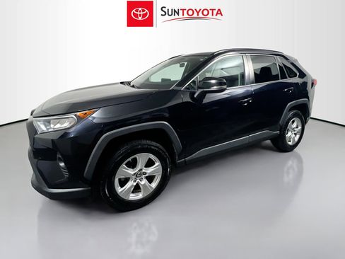 Used 2019 Toyota RAV4 XLE FWD image 9