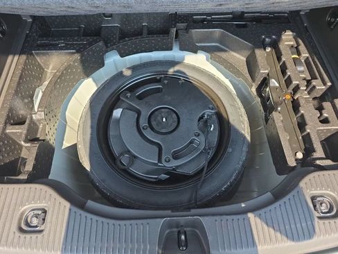 Used 2018 Buick Encore Preferred FWD image 42