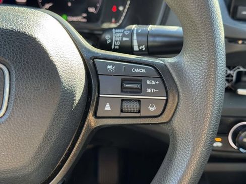 Certified 2023 Honda Accord EX image 21