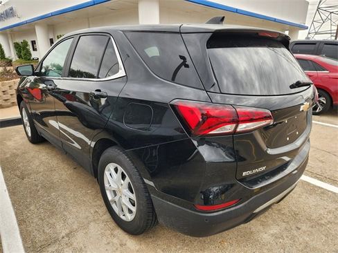 Used 2022 Chevrolet Equinox LT image 4