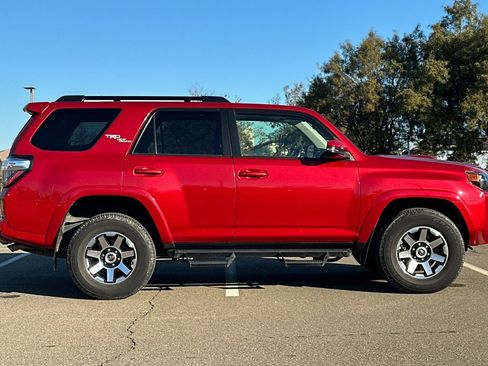 Certified 2021 Toyota 4Runner TRD Off-Road Premium image 3