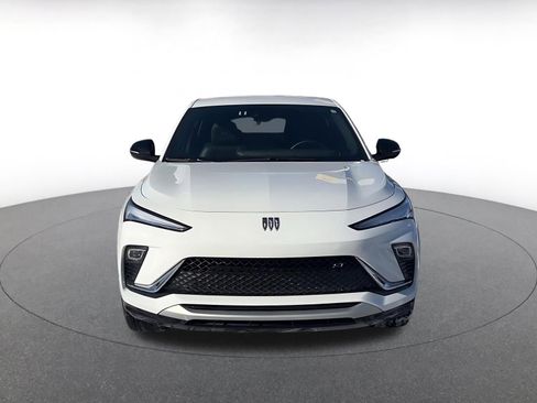 Used 2025 Buick Envista Sport Touring image 4