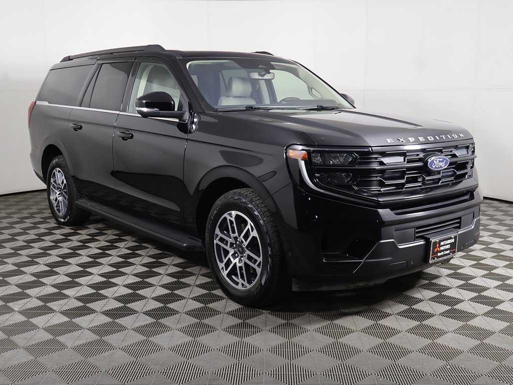 Used 2025 Ford Expedition Max Active AWD/4WD image 61