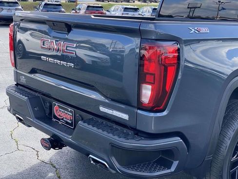 Certified 2021 GMC Sierra 1500 Elevation image 12