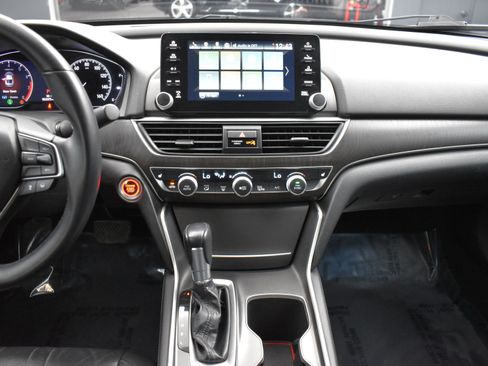 Used 2019 Honda Accord EX-L image 16