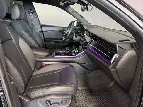 Used 2019 Audi Q8 Prestige image 28
