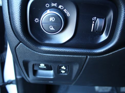 Used 2022 RAM 1500 Lone Star image 26