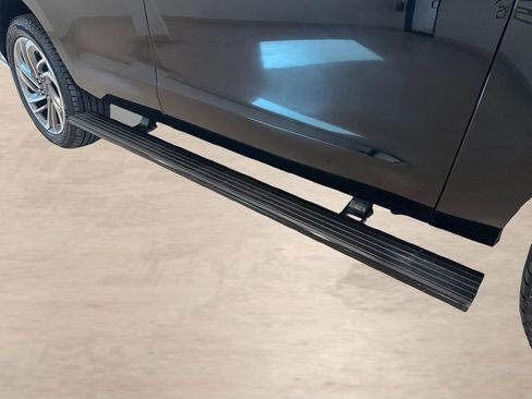 Used 2025 Lincoln Navigator Reserve image 26