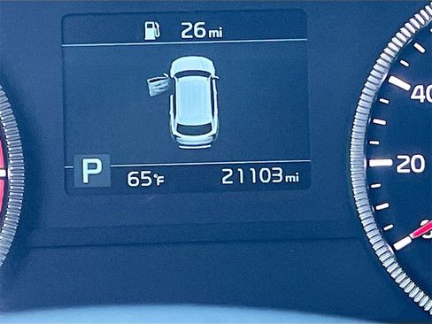 Used 2022 Kia Telluride EX image 12