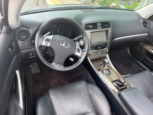 Used 2012 Lexus IS 250C w/ Luxury Pkg RWD image 25