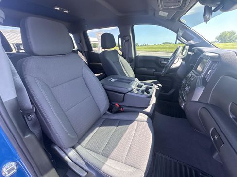 Used 2024 Chevrolet Silverado 1500 Custom Trail Boss AWD/4WD image 23