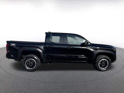 Used 2025 Toyota Tacoma SR image 11