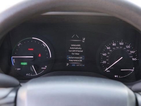 Used 2024 Toyota Sienna LE FWD image 14