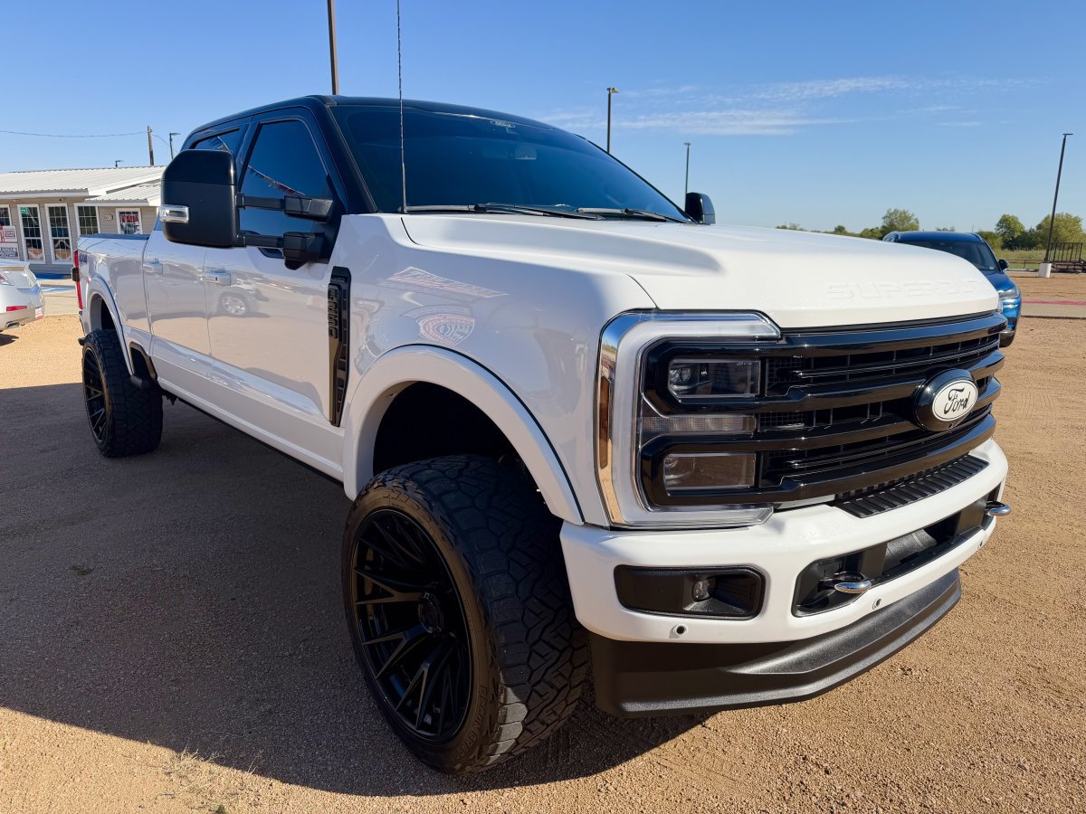 Used 2024 Ford F250 Limited AWD/4WD image 4