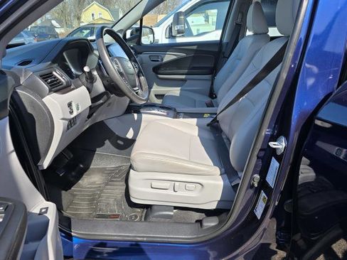 Used 2023 Honda Ridgeline RTL-E image 9