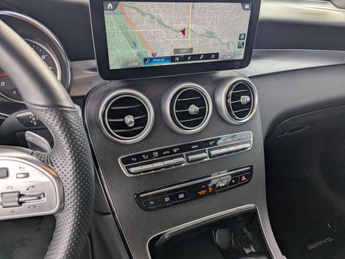 Used 2022 Mercedes-Benz GLC 300 image 10
