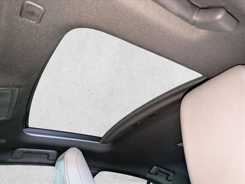 Used 2024 Lexus UX 250h F Sport FWD image 17