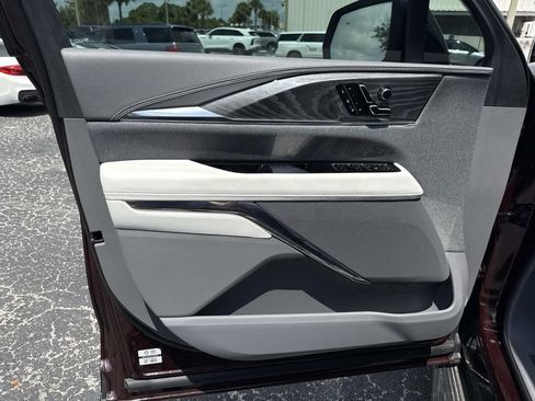New 2025 Cadillac Escalade IQ Luxury 1 w/ Smart Trailering package AWD/4WD image 20