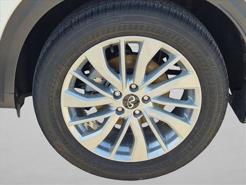 Used 2024 INFINITI QX50 Luxe FWD image 22