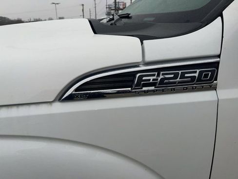 Used 2015 Ford F250 XLT w/ XLT Value Package image 3