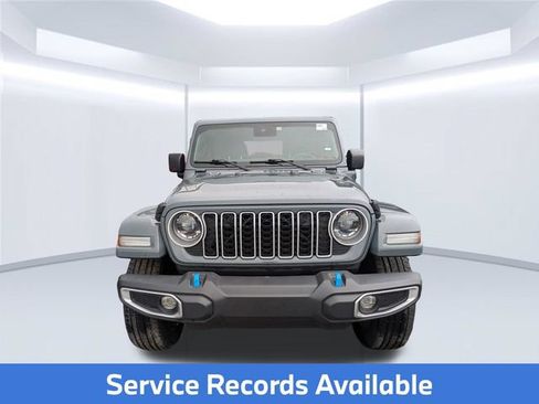 Used 2024 Jeep Wrangler Unlimited Sahara AWD/4WD image 4