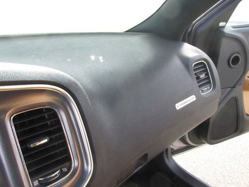 Used 2014 Dodge Charger R/T image 89