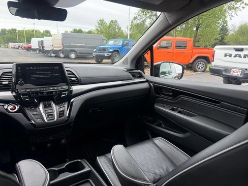 Used 2024 Honda Odyssey Elite image 34