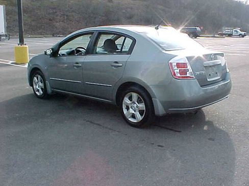 Used 2008 Nissan Sentra 2.0 S w/ Convenience Plus Pkg image 6
